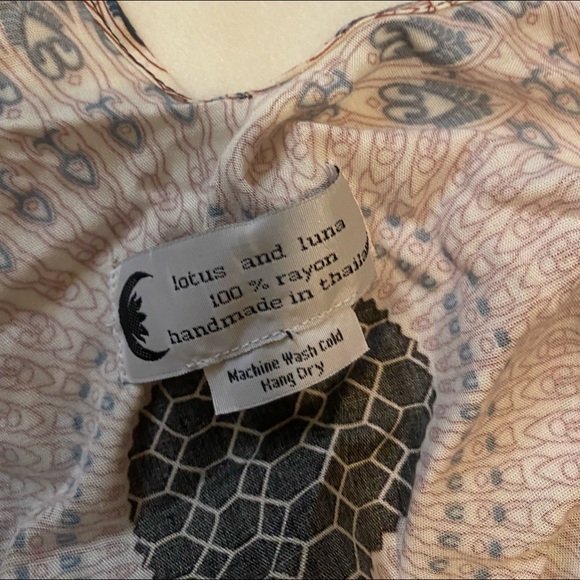 Coverup - Picture 2 of 3